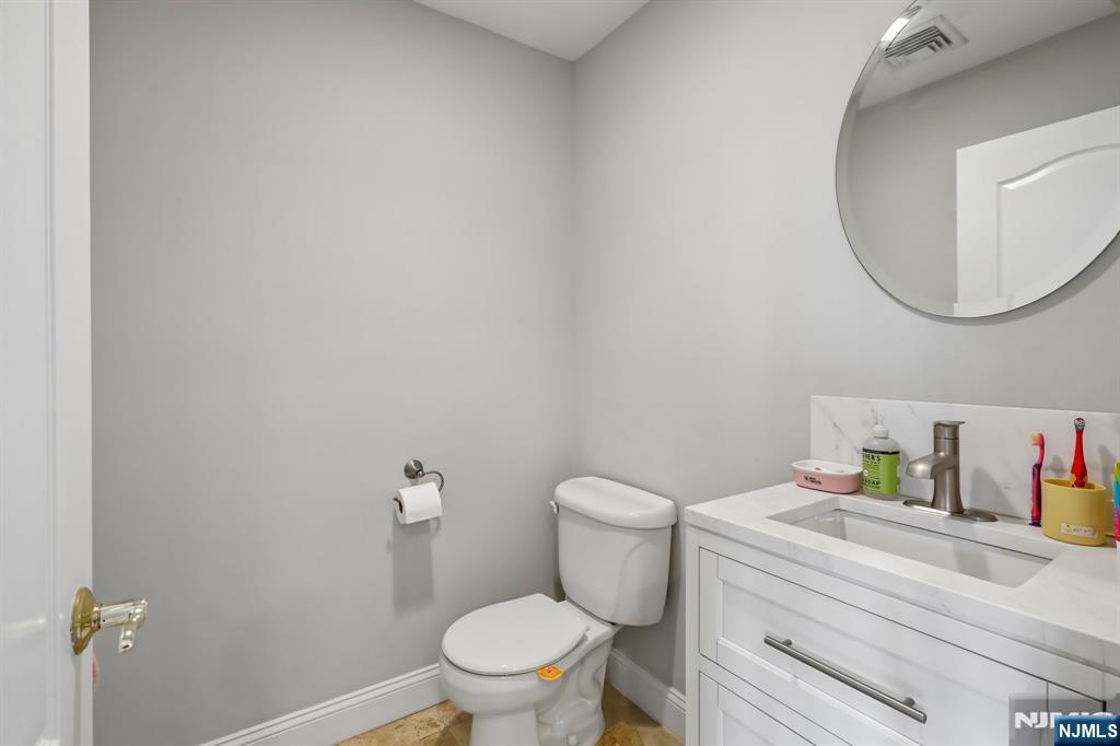 469A 1st Street A