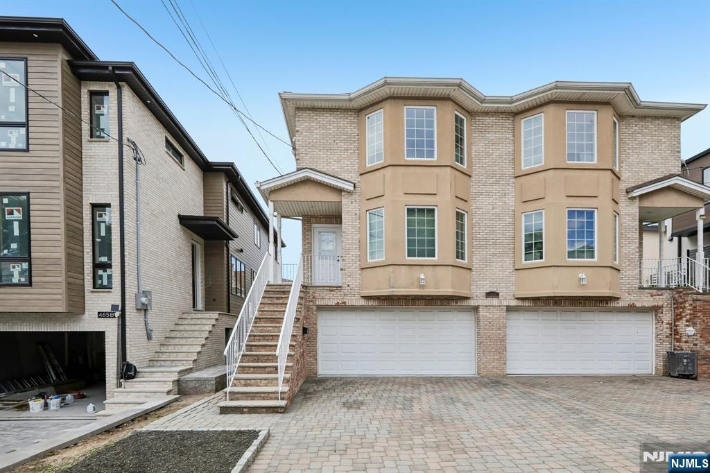 469A 1st Street A