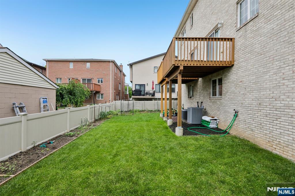 469A 1st Street A