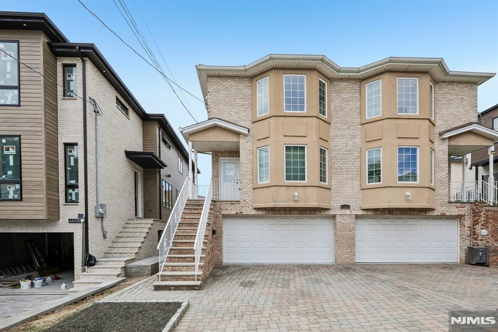 469A 1st Street A