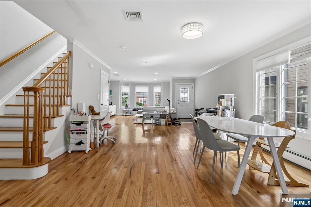 469A 1st Street A