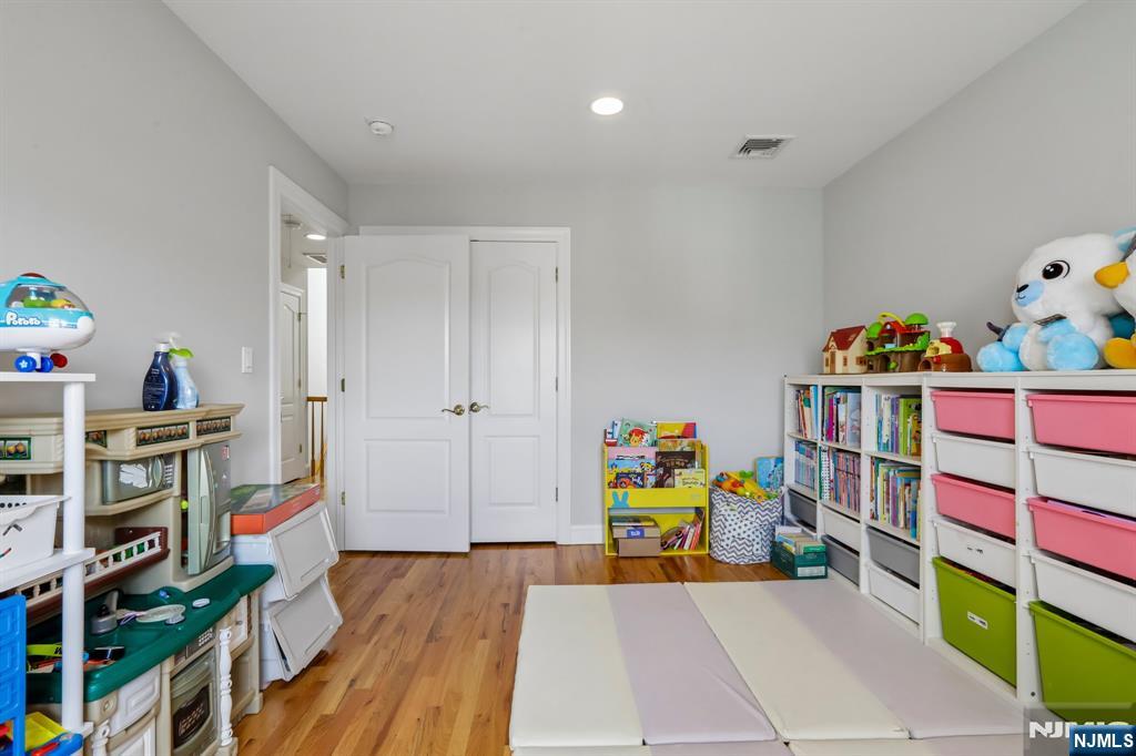 469A 1st Street A