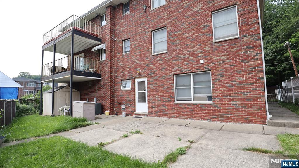 206 New York Avenue 2
