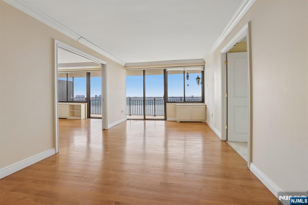 1500 Palisade Avenue 18C