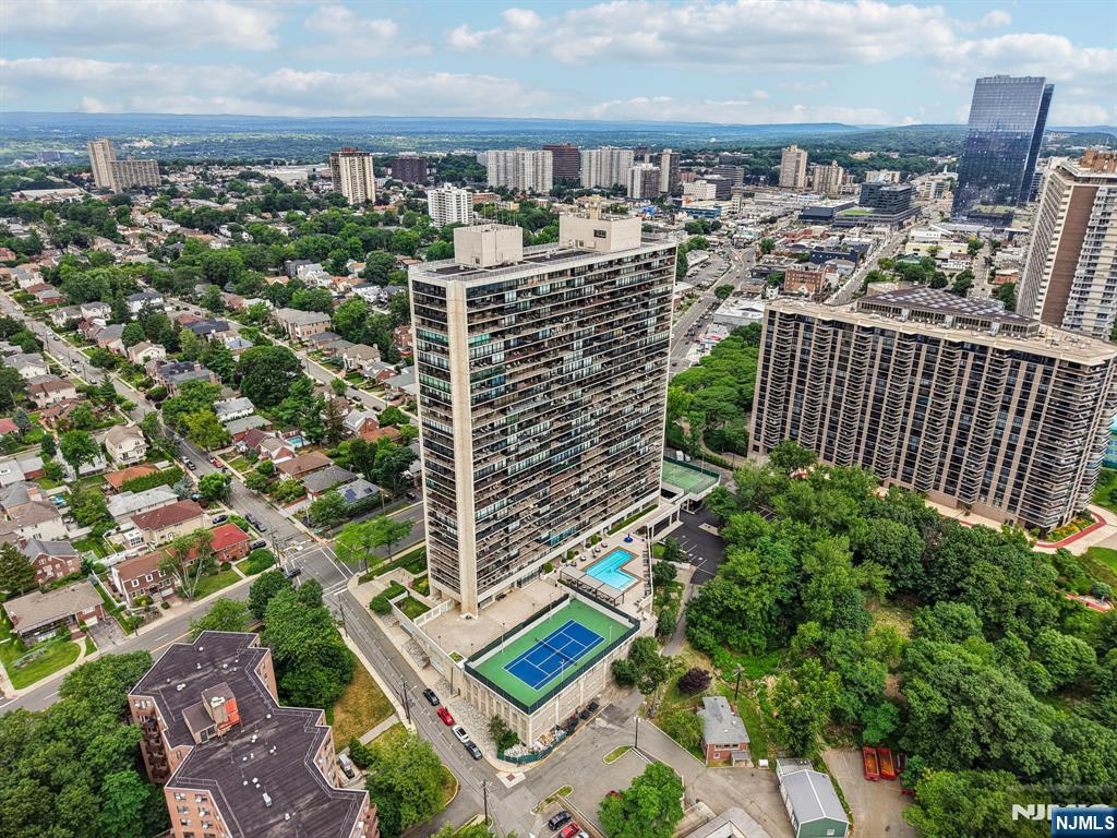 1500 Palisade Avenue 18C