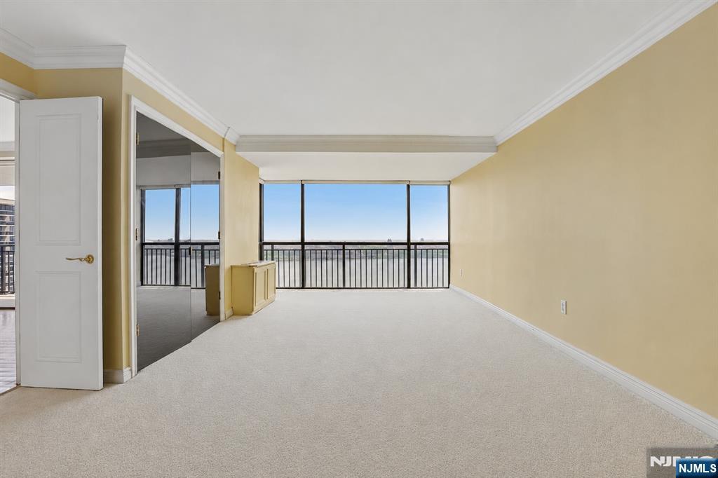 1500 Palisade Avenue 18C