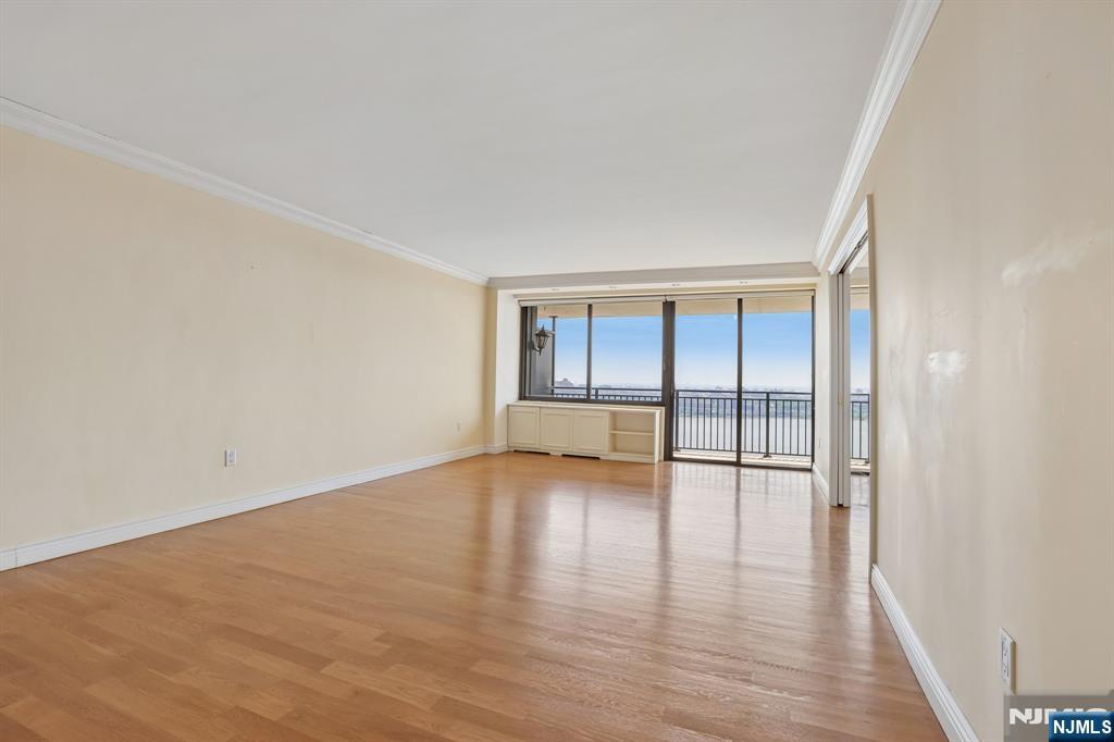 1500 Palisade Avenue 18C
