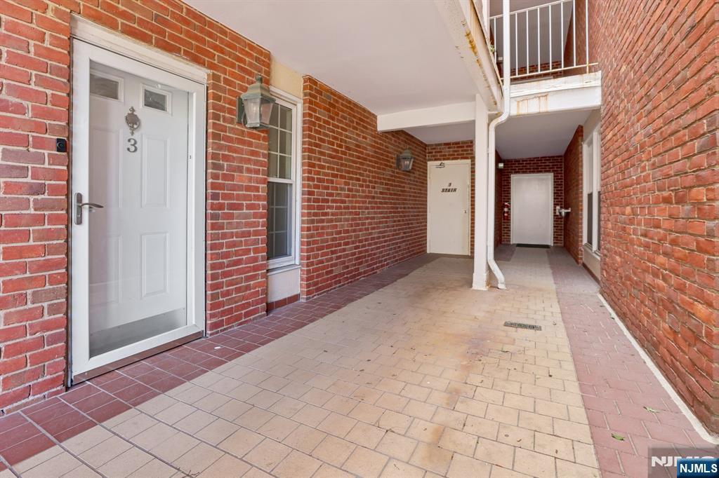1018 Palisade Avenue 3
