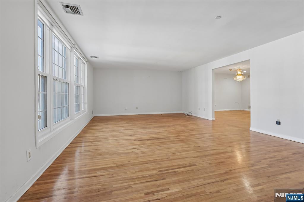 1018 Palisade Avenue 3