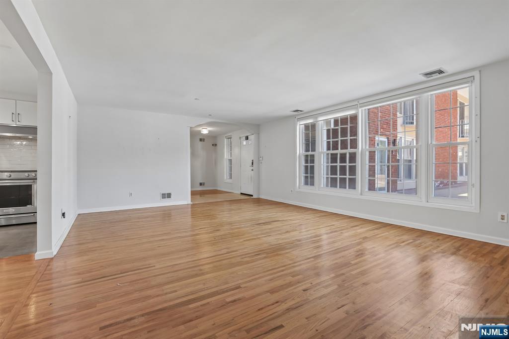 1018 Palisade Avenue 3