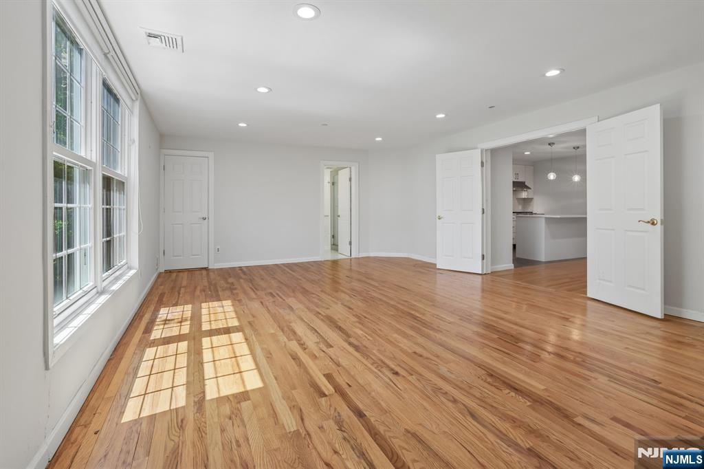 1018 Palisade Avenue 3