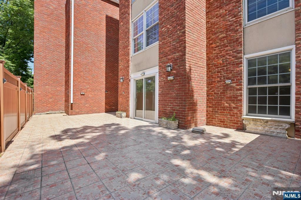 1018 Palisade Avenue 3