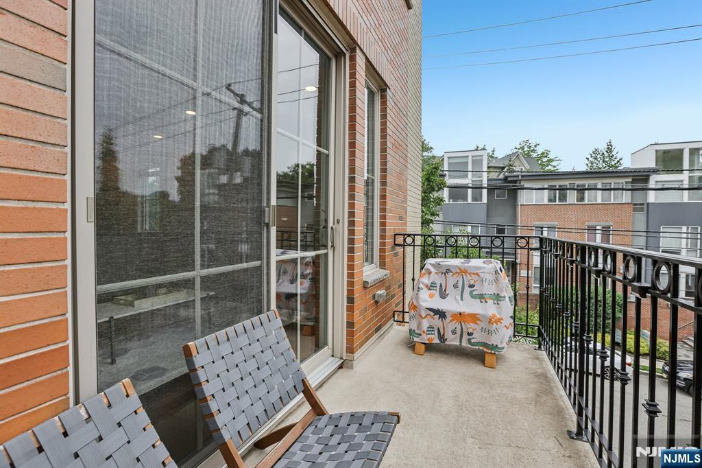 200 Laird Avenue 201
