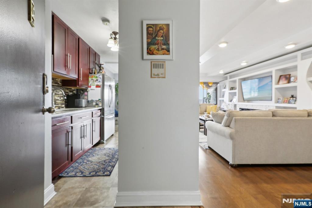 150 Overlook Avenue 7F