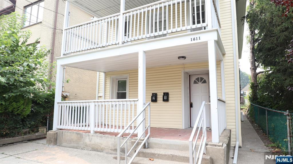 1611 Ann Street 1