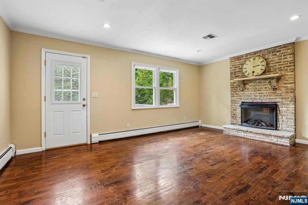 39 Maple Avenue