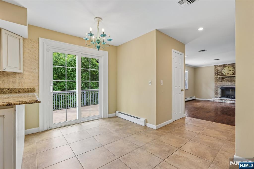 39 Maple Avenue