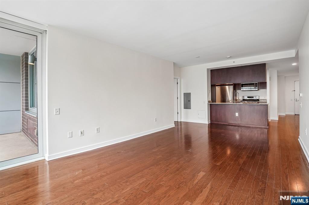 1215 Hudson Park