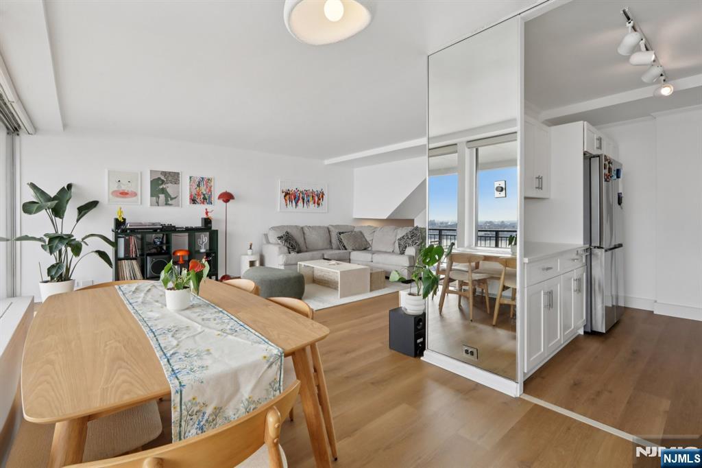 2 Horizon Road 1428
