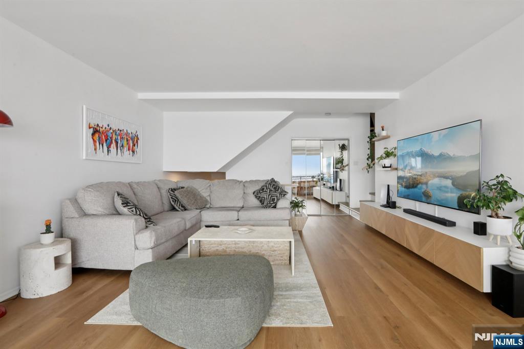 2 Horizon Road 1428