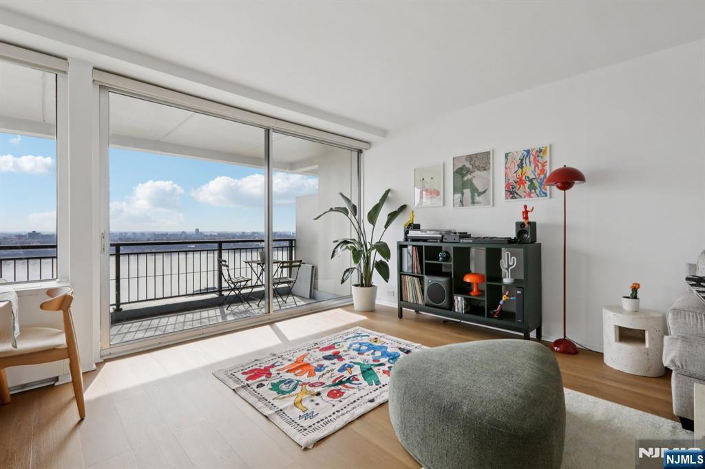 2 Horizon Road 1428