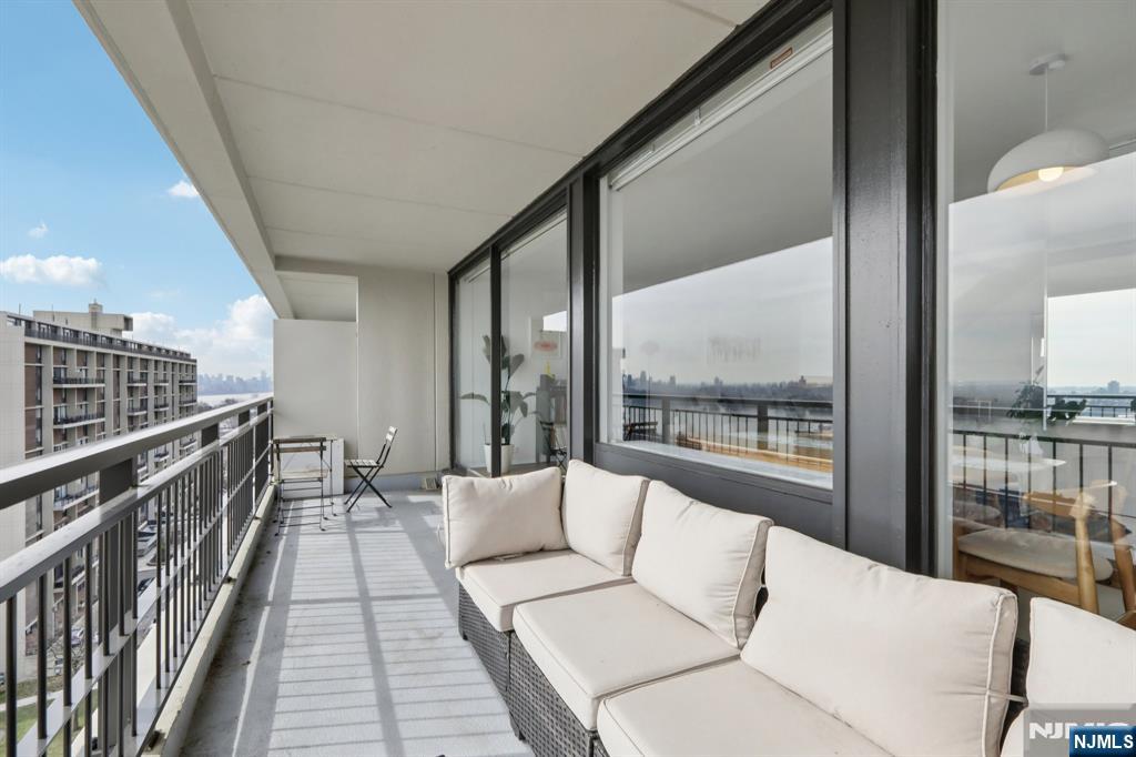 2 Horizon Road 1428