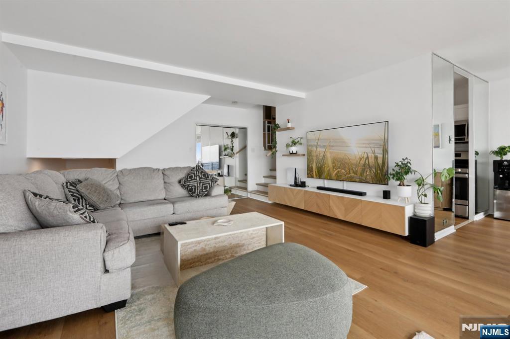 2 Horizon Road 1428
