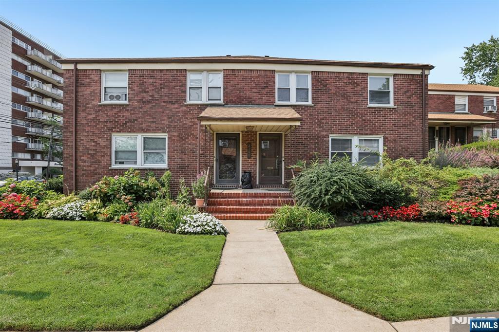 2199 Center Avenue 199B