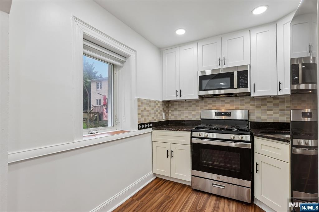1611 Ann Street 2