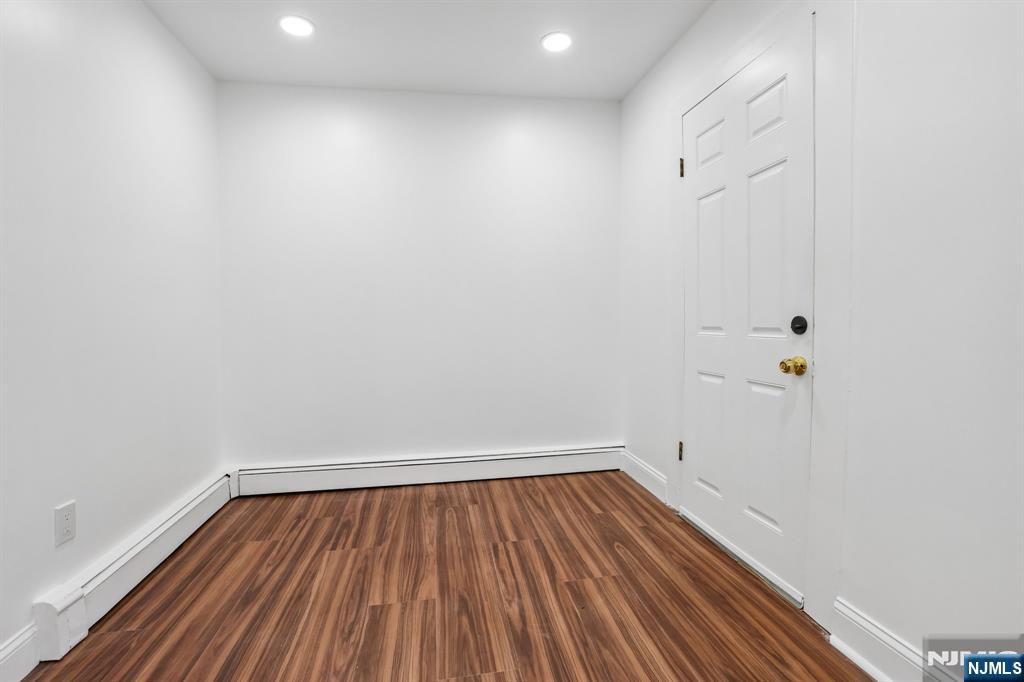 1611 Ann Street 2