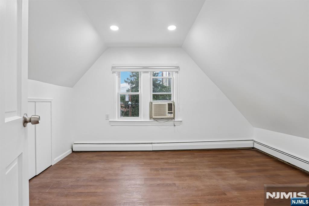 1611 Ann Street 2