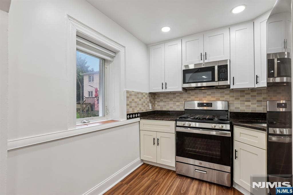1611 Ann Street 2