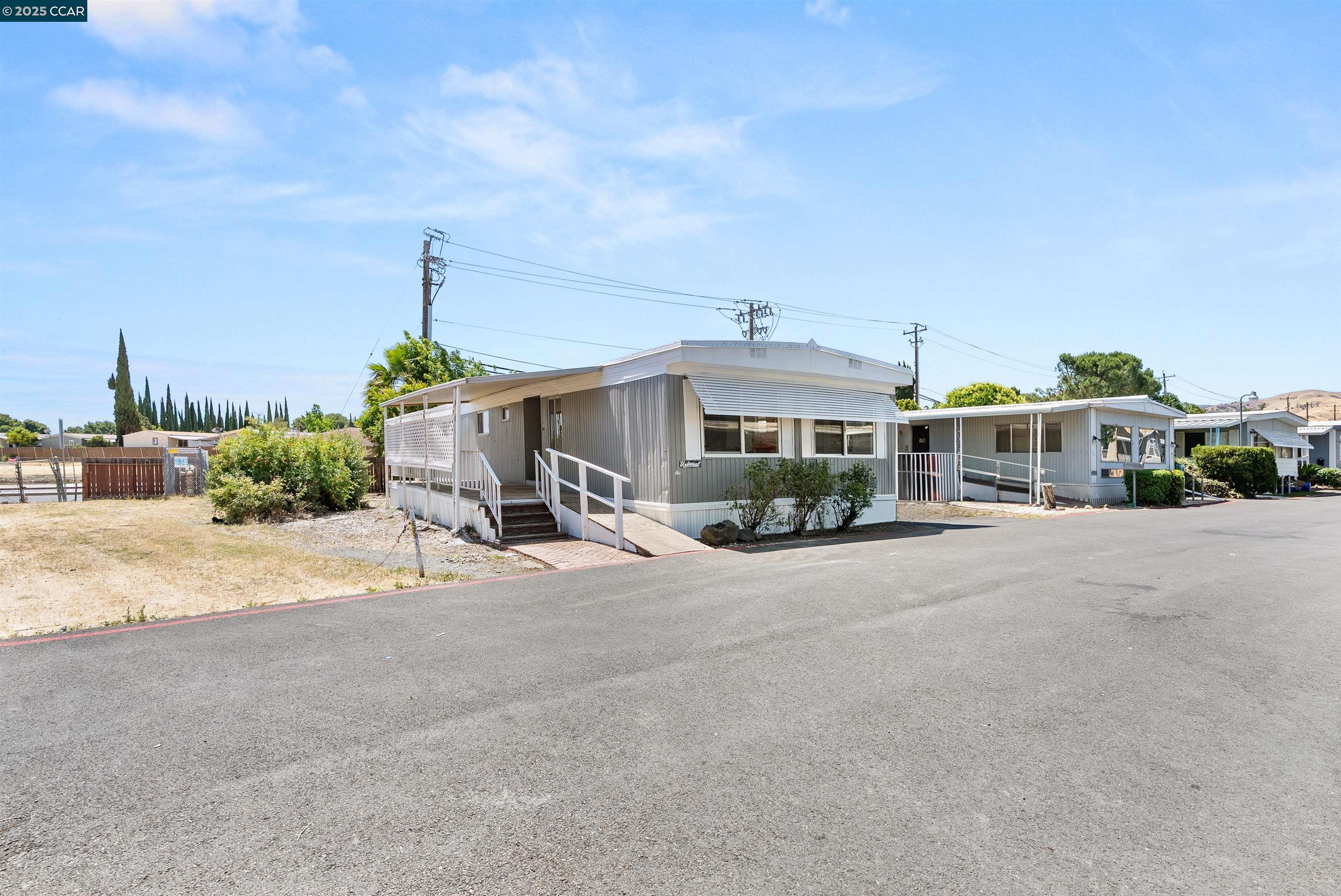 3301 Buchanan Road # 11