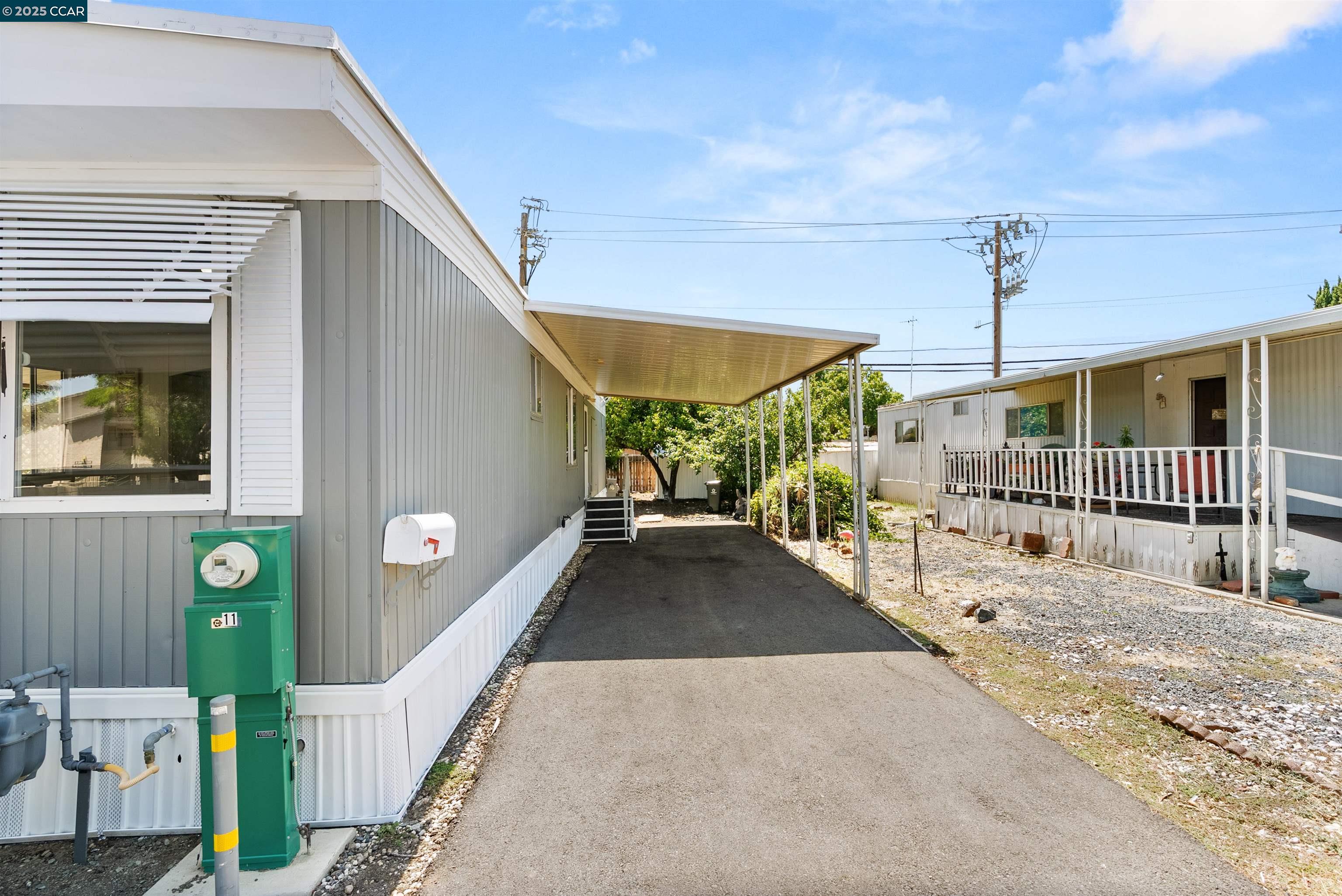 3301 Buchanan Road # 11