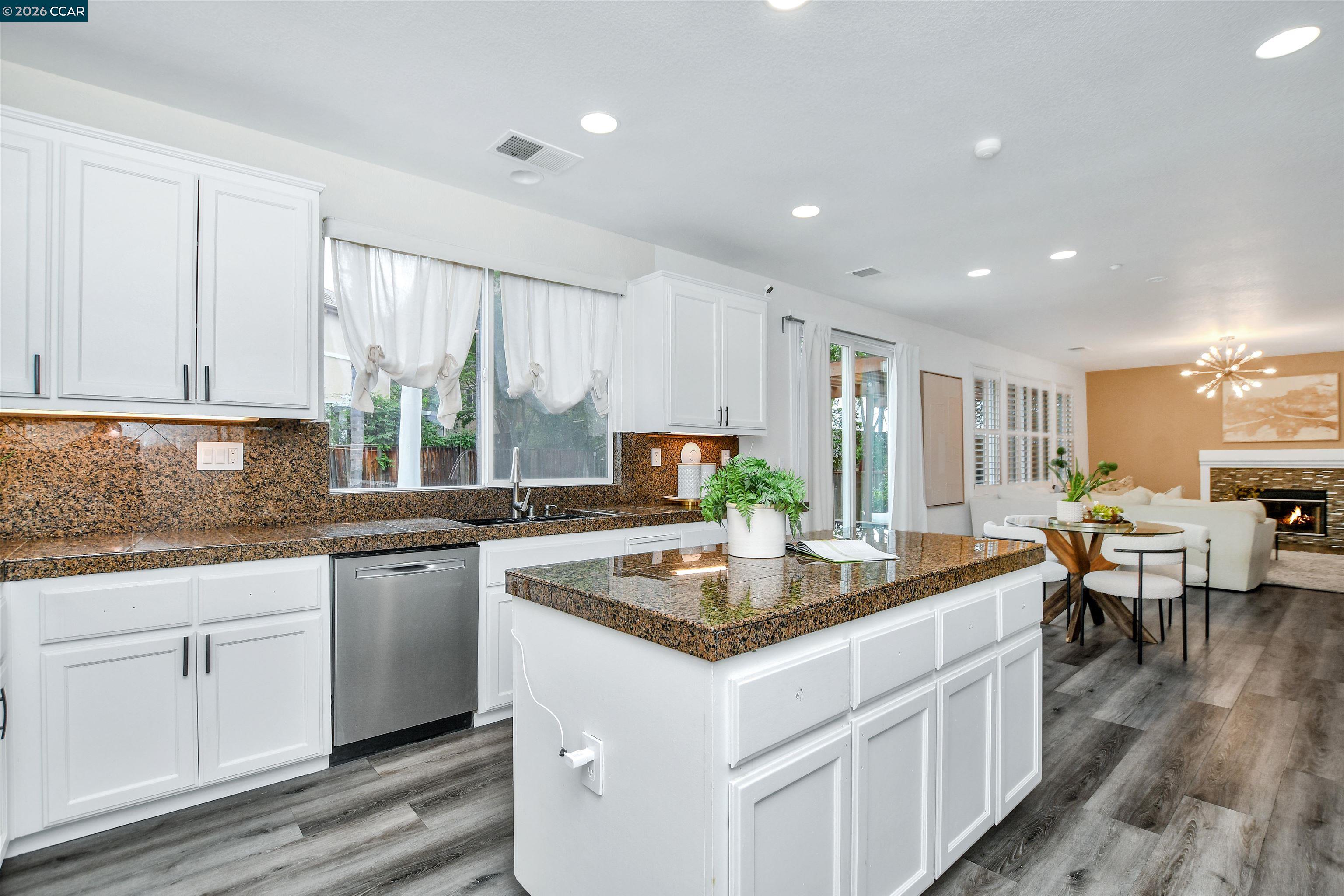 602 Ralston Ct