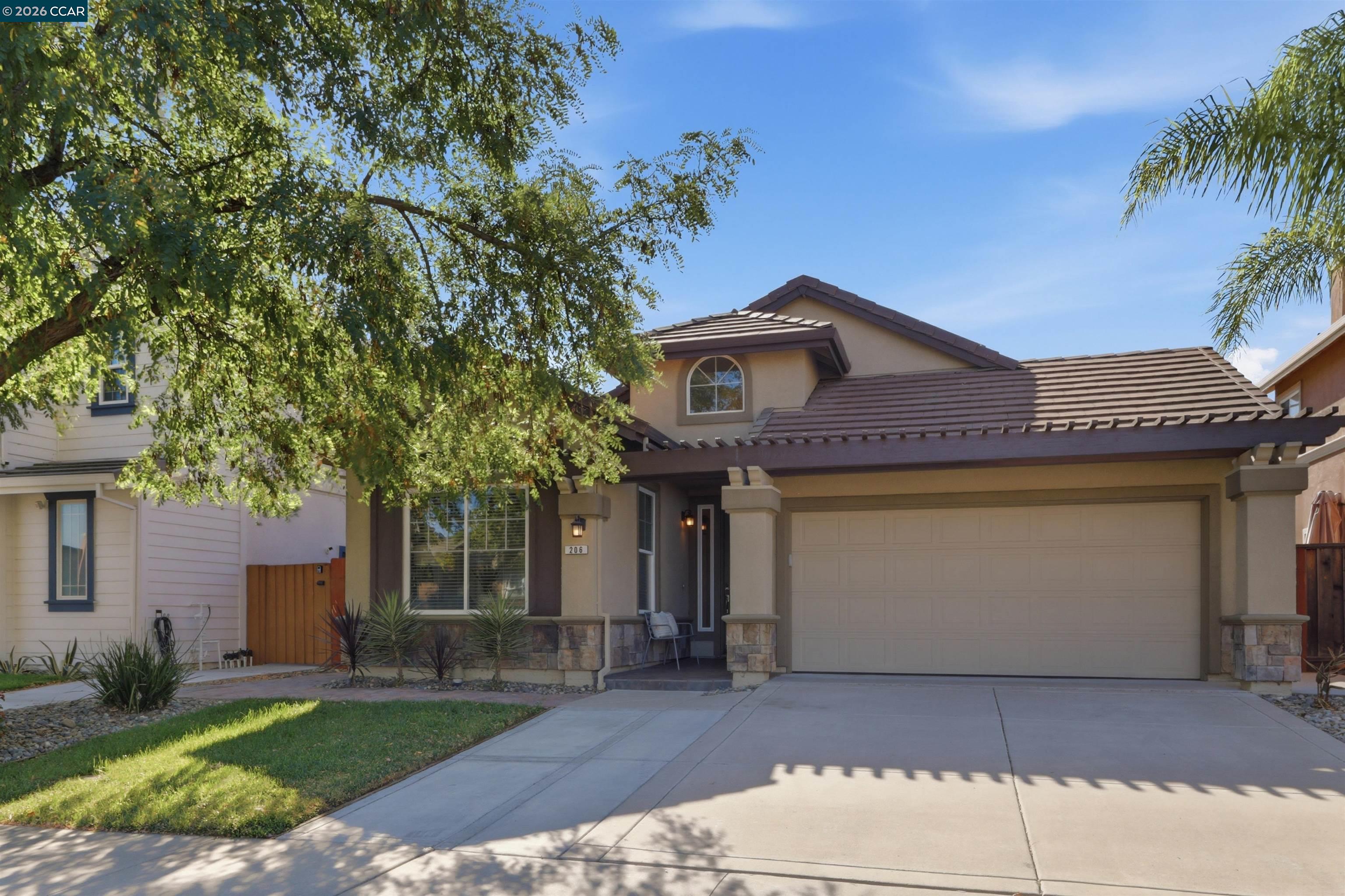 206 Chaparral Dr