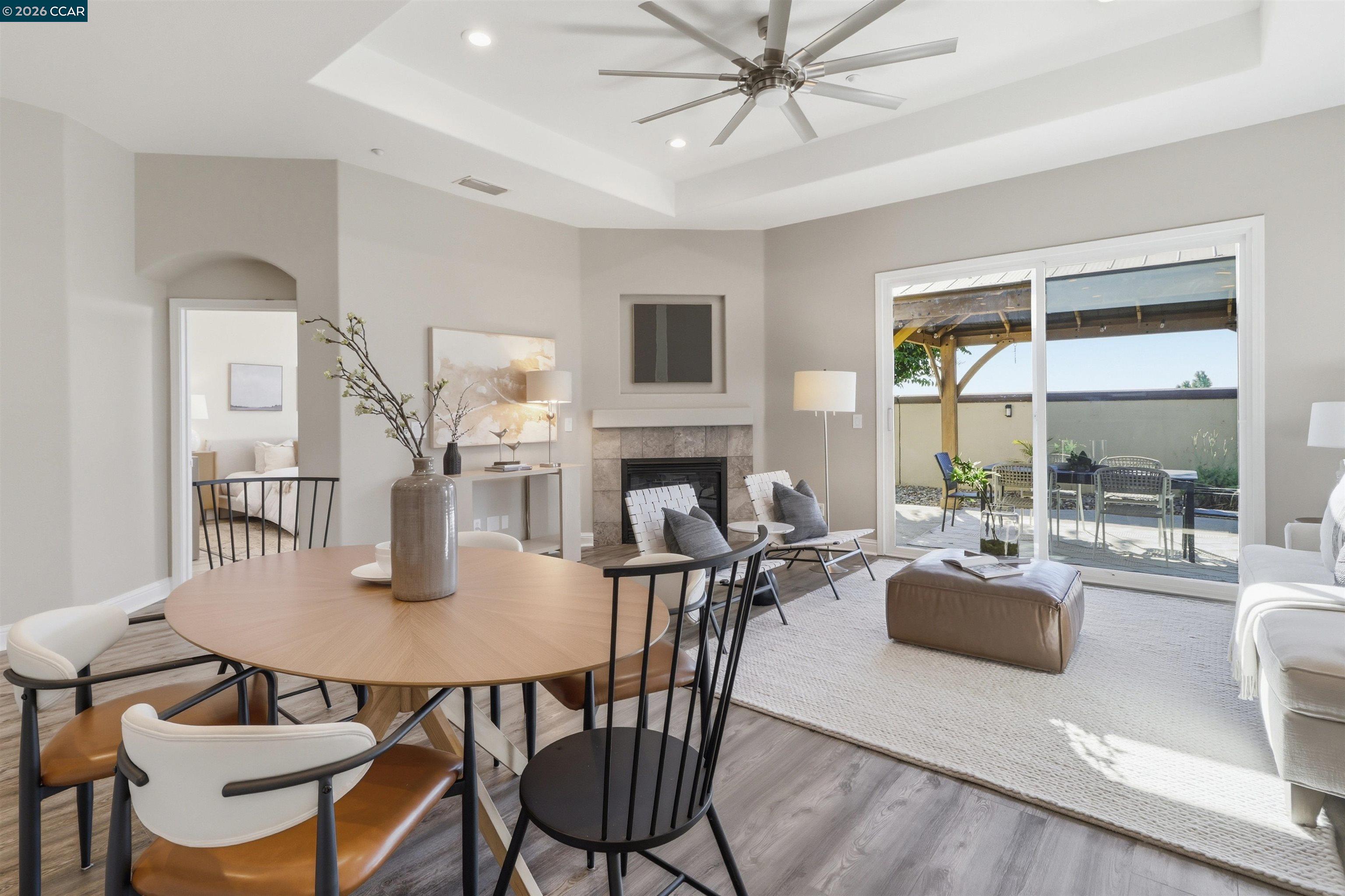 206 Chaparral Dr