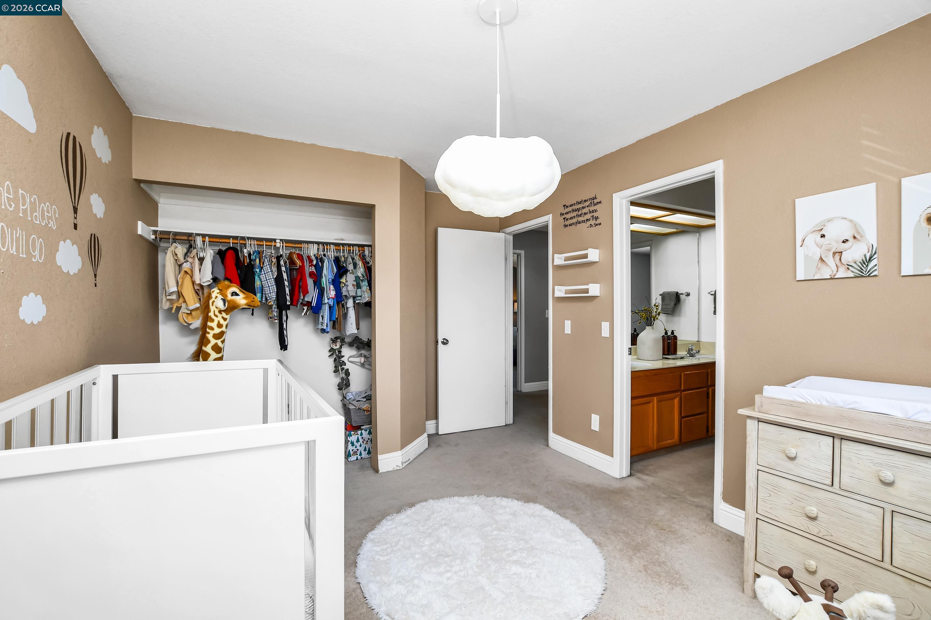 4720 Knollpark Cir