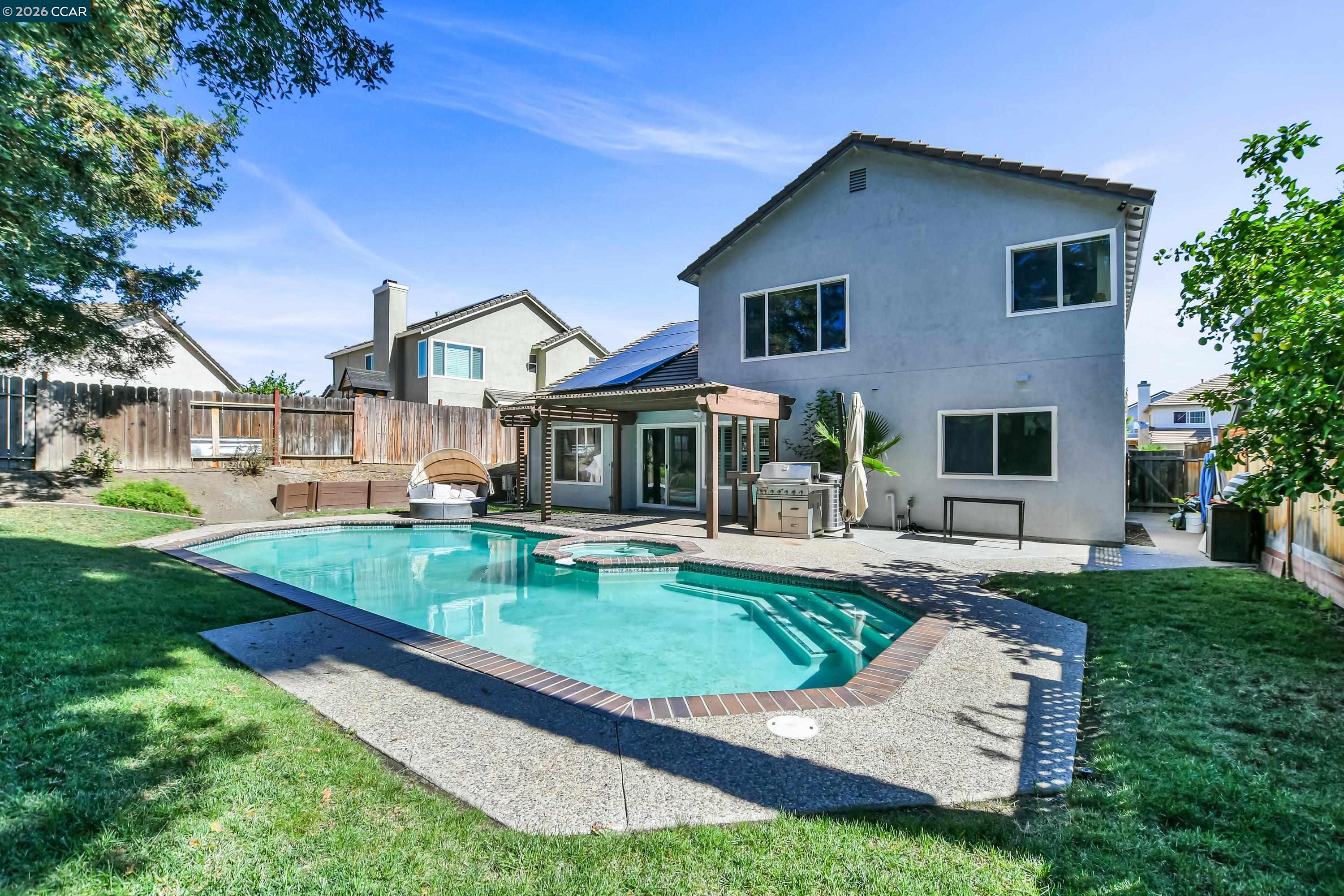 4720 Knollpark Cir