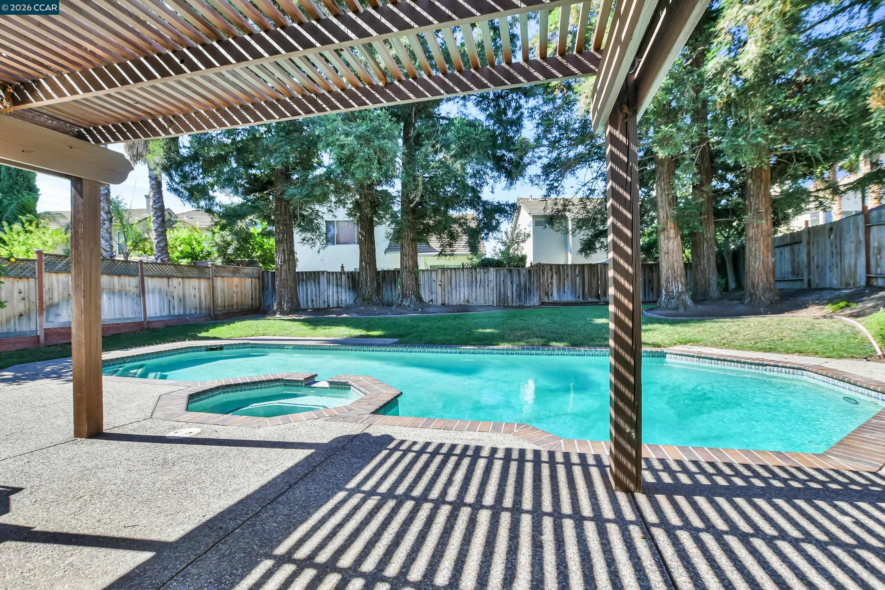 4720 Knollpark Cir