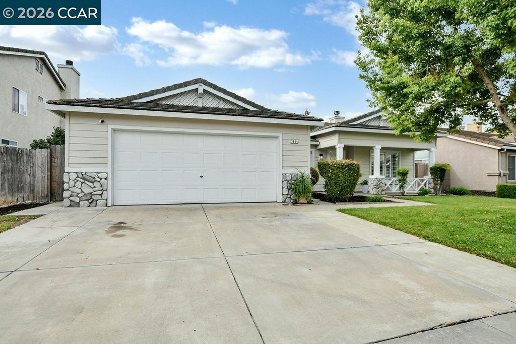 3904 Des Moines Dr
