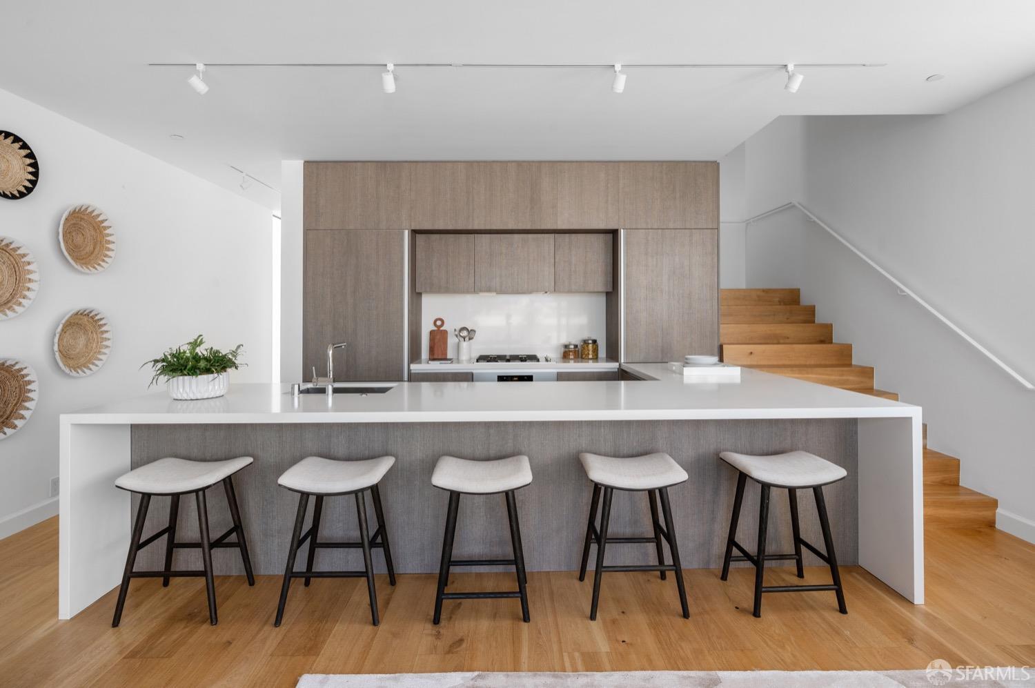 1456 Chestnut Street # 3