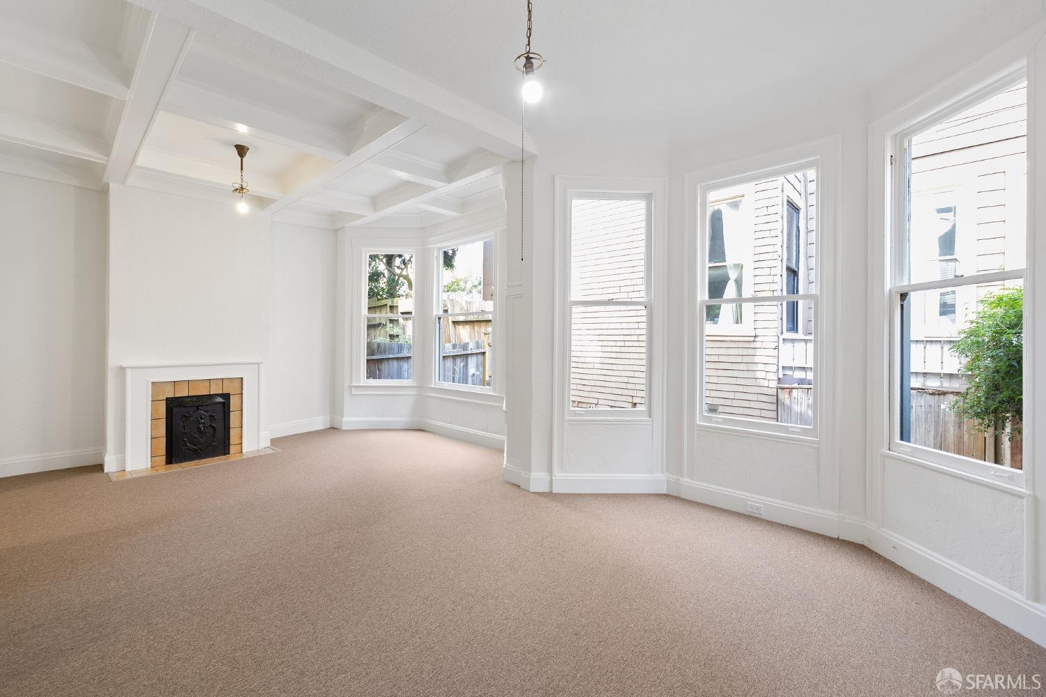 814 Divisadero Street