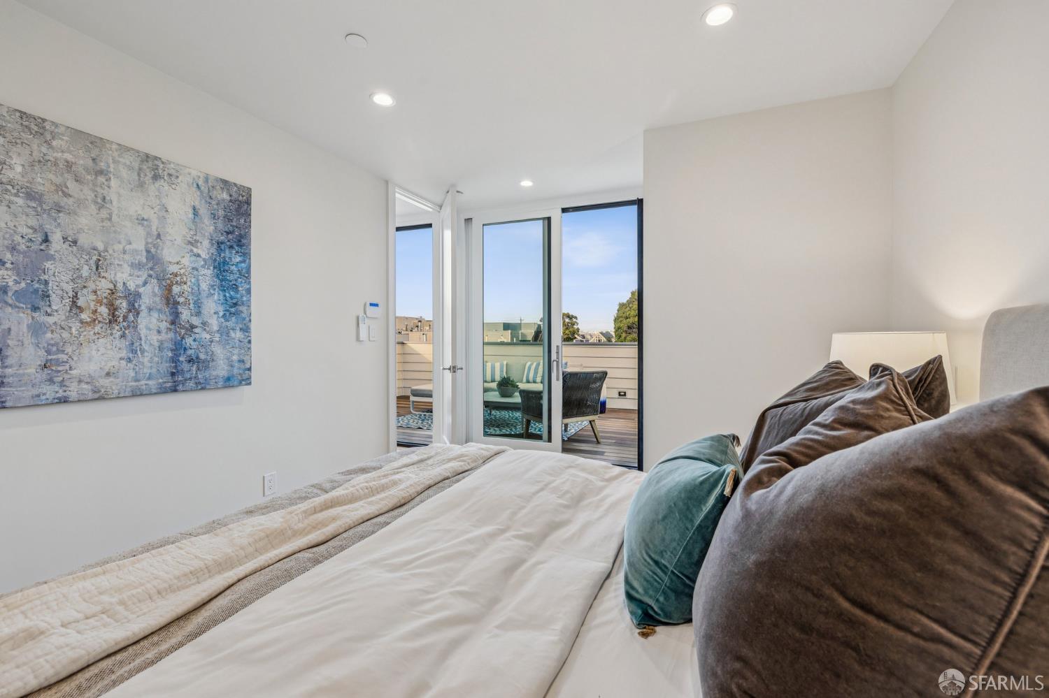 228 Vicksburg Street # 2