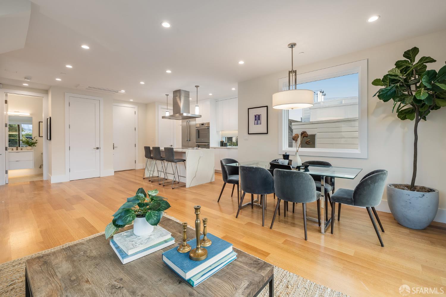 228 Vicksburg Street # 3