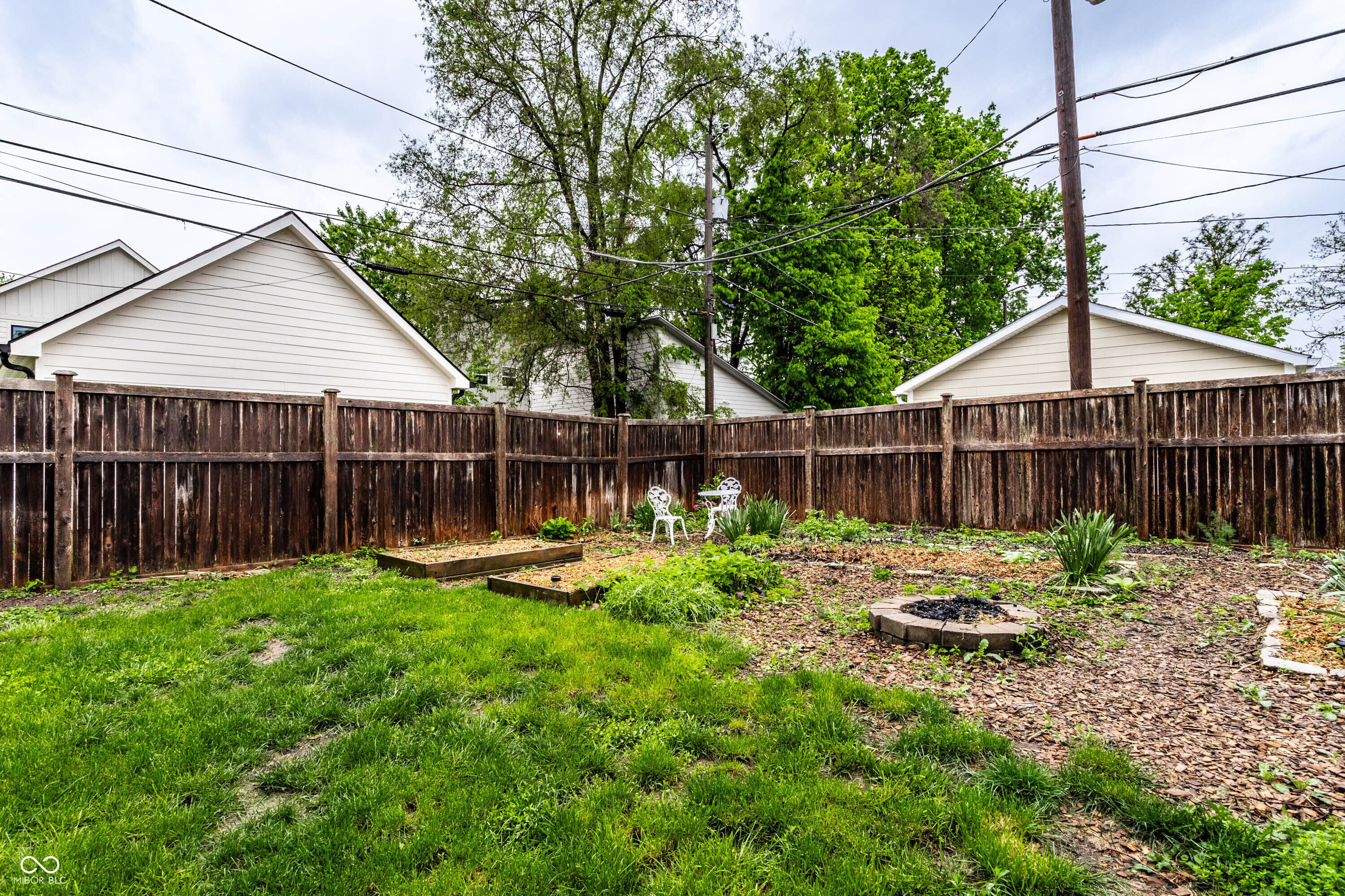 902 Villa Avenue