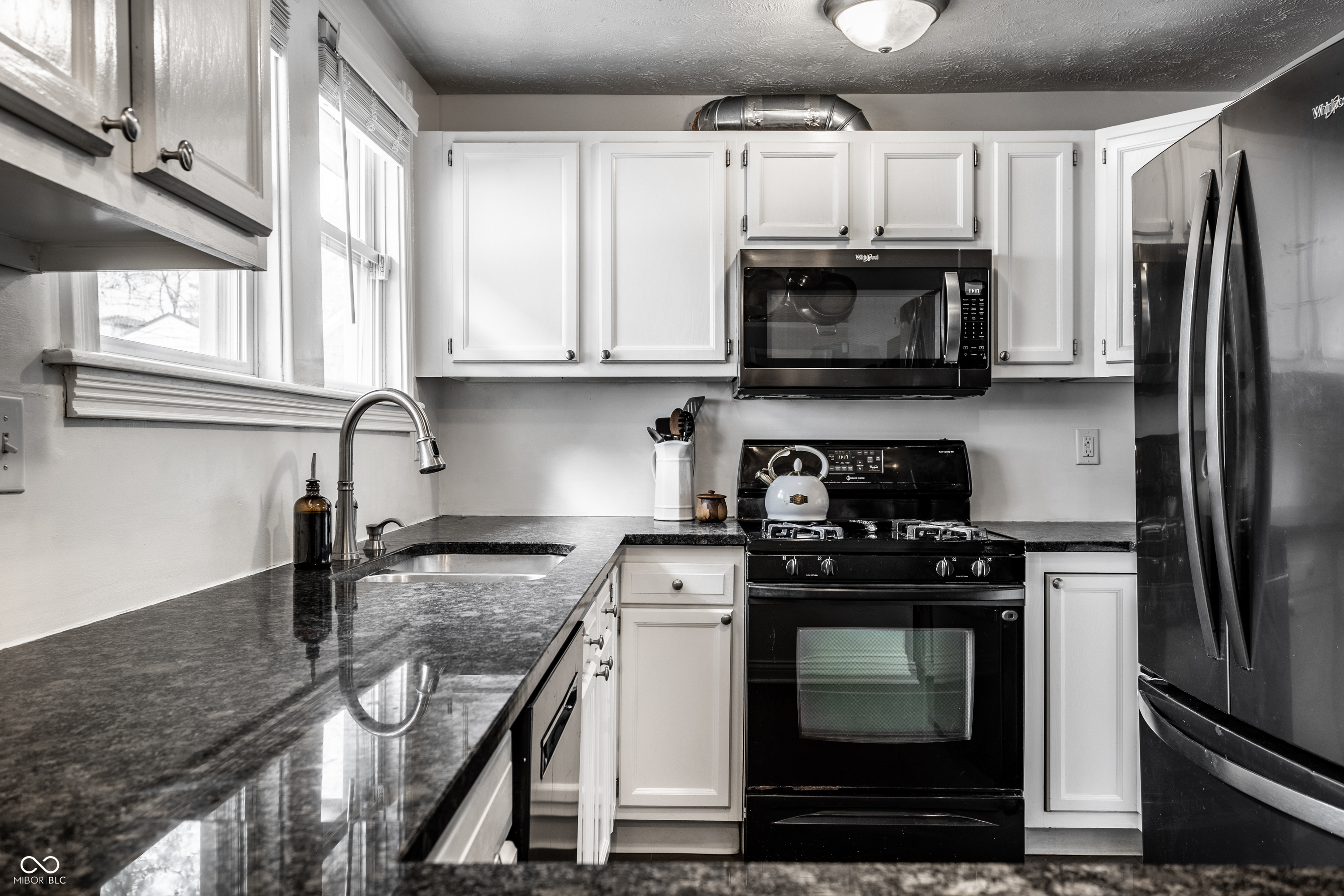 902 Villa Avenue