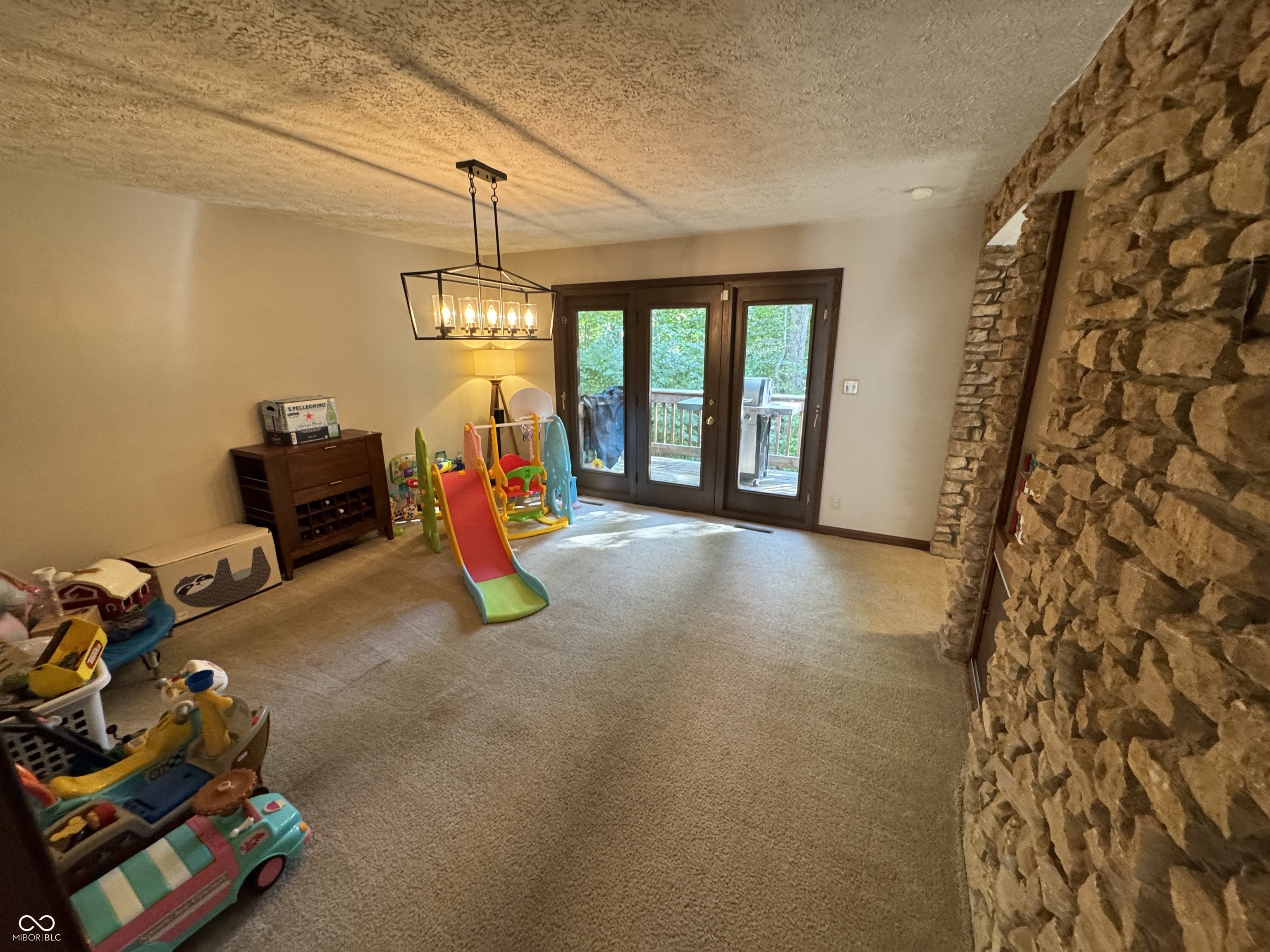 9103 Sargent Road