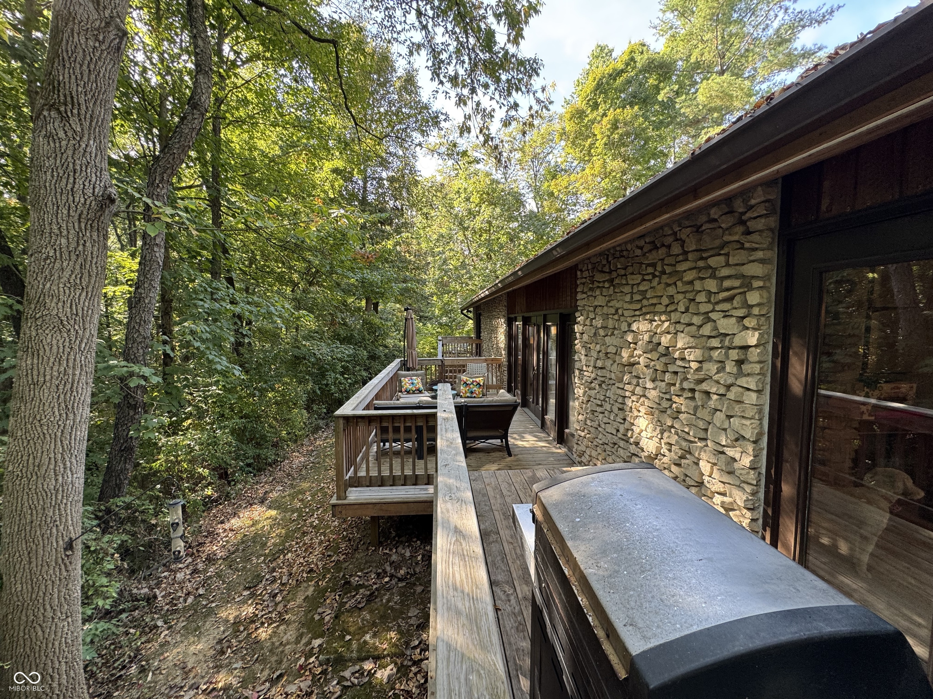 9103 Sargent Road