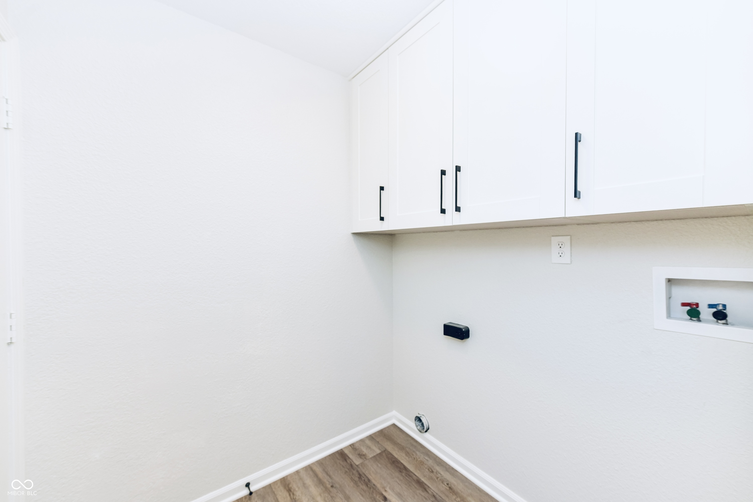 11761 Sand Creek Boulevard